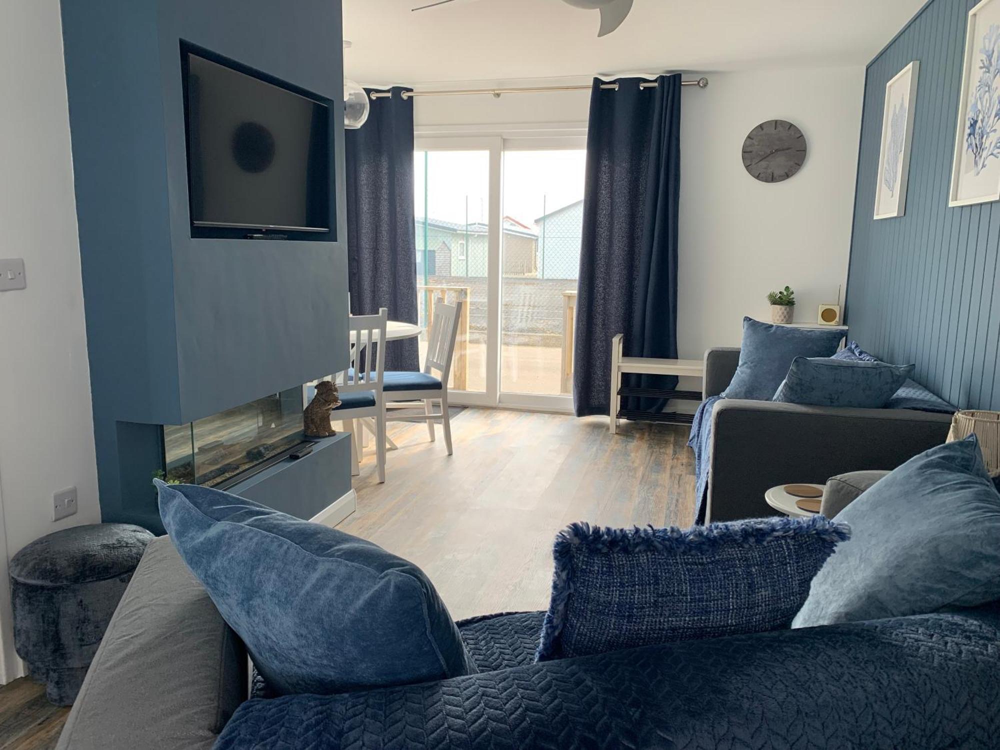 Chalet Buoys Close To The Dog Friendly